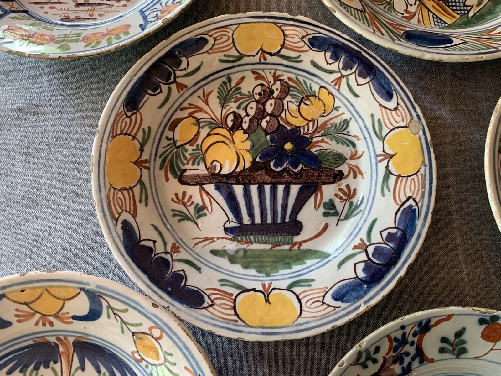 18E EEUWSWE DELFS BONT PANNEKOEK BORDEN