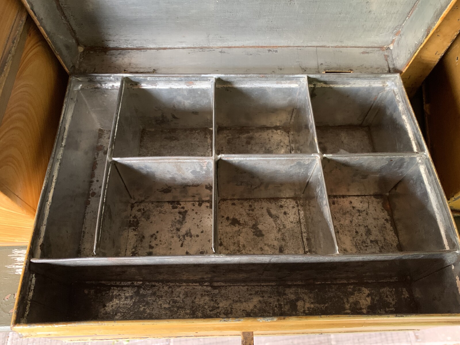 VOORRAAD/WINKELBLIKKEN  PRIJS OP AANVRAAG VARIEREND VAN 10,- TOT 65,- EURO